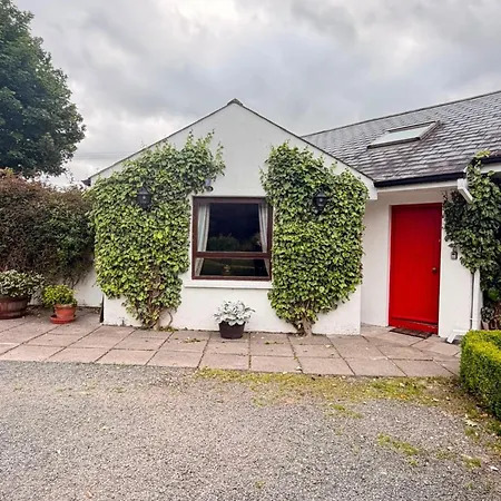 2 Bedroom - Free Parking & Garden * Kilmessan