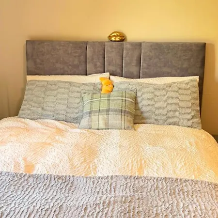 شقة 2 Bedroom - Free Parking & Garden